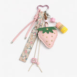 Llavero charm fresa