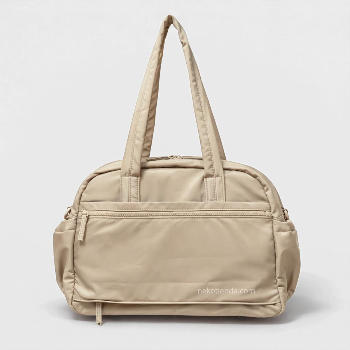 Bolso puffer con neceser