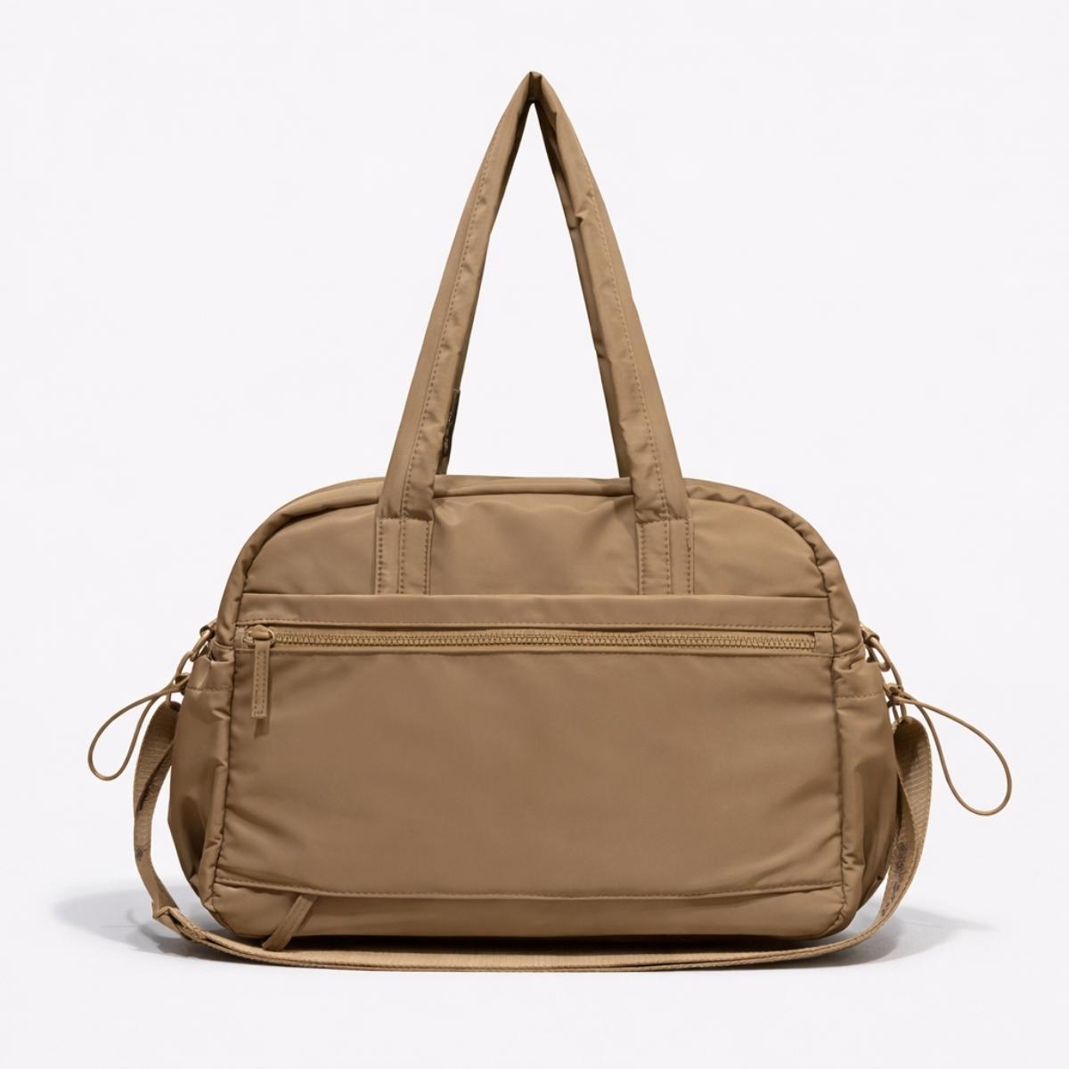 Bolso puffer con neceser