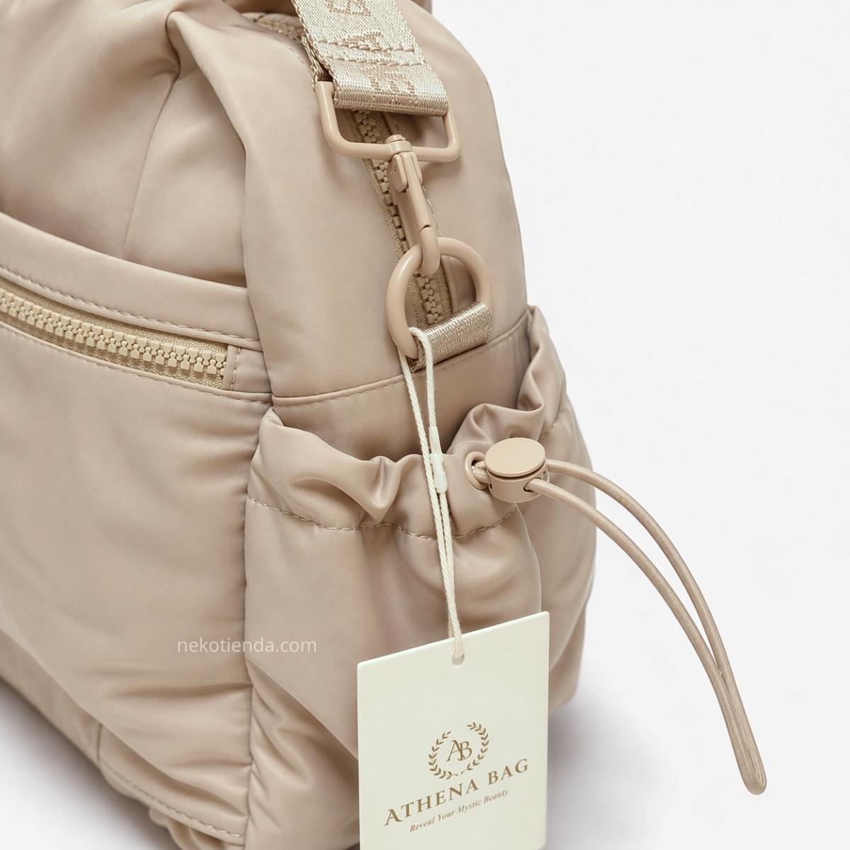 Bolso puffer con neceser