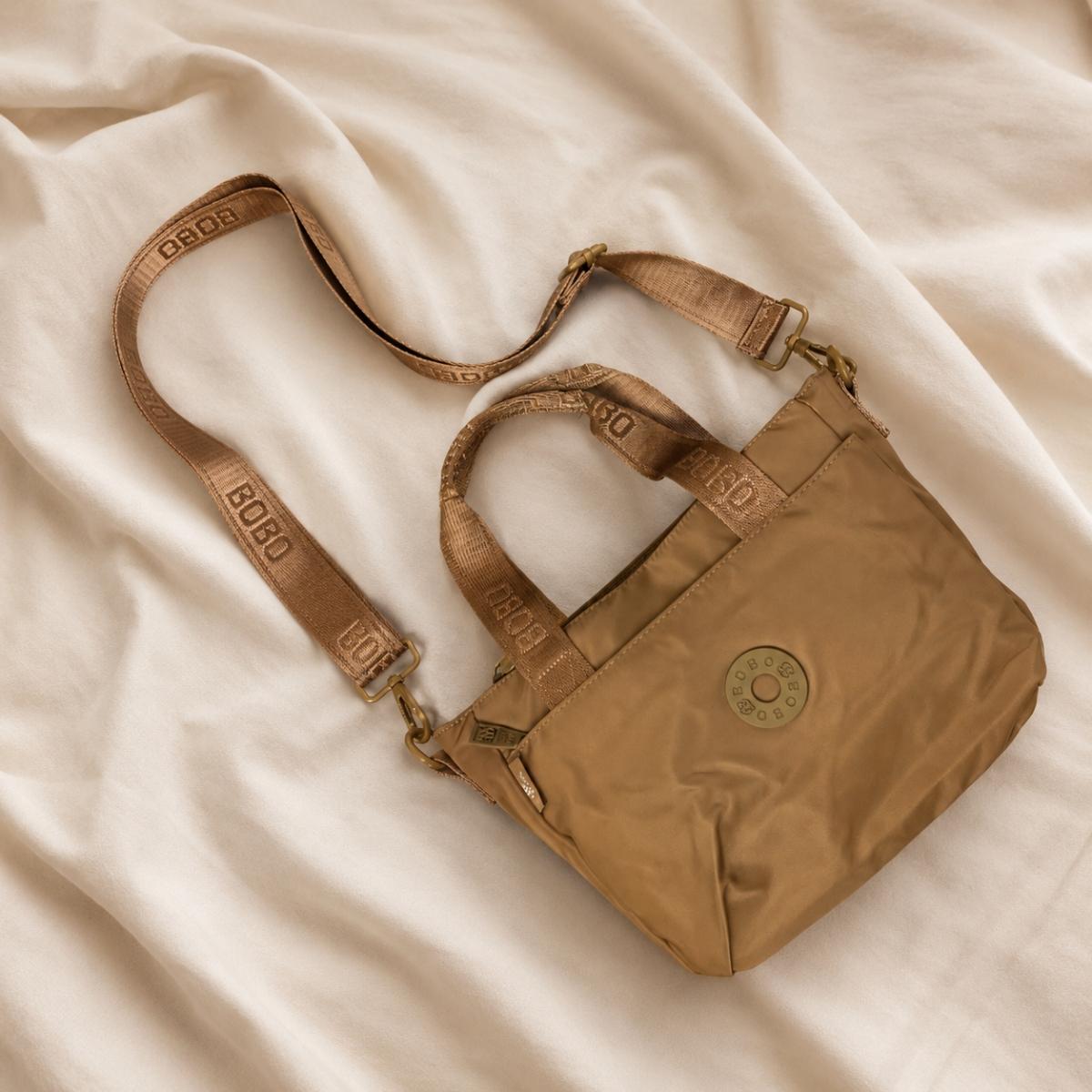Morral crossbody con asa Bobo Isis