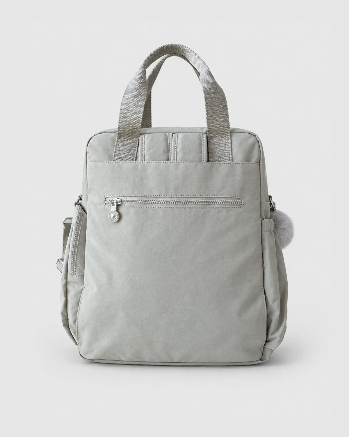 Bolso mochila 3 en 1 de tela nylon con textura de tela mojada, estructurada. Con espacio para laptop de 15.6" 