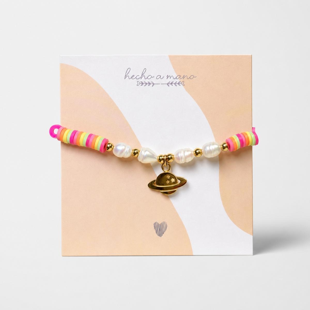 Pulsera de piedras con dije