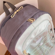 Mochila Fashion Urbana Impermeable con Llavero Pompón y Compartimento para Laptop