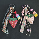 Llavero charm fresa