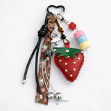 Llavero charm fresa