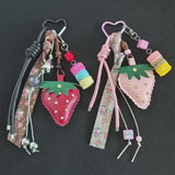 Llavero charm fresa